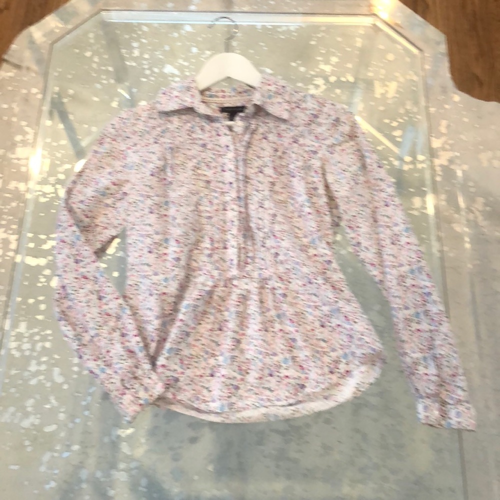 Woman’s sizeS/P Tommy Hilfiger floral print blouse